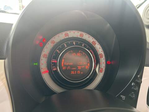 Fiat 500 1.0 MHEV Dolcevita Hatchback 3dr Petrol Manual Euro 6 (s/s) (70 bhp) - U10546