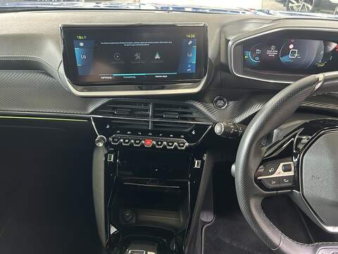 Peugeot E-2008 50kWh GT SUV 5dr Electric Auto (7kW Charger) (136 ps) - U10549