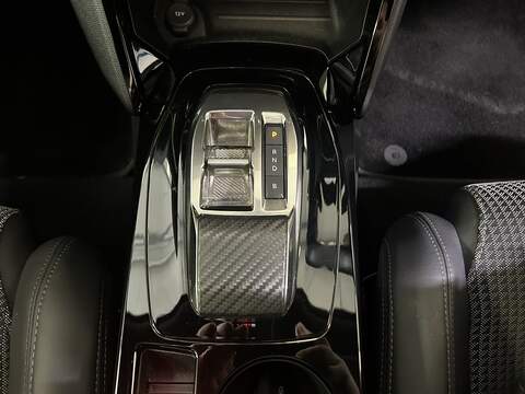 Peugeot E-2008 50kWh GT SUV 5dr Electric Auto (7kW Charger) (136 ps) - U10549