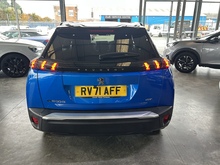 Peugeot E-2008 GT - Thumb 5