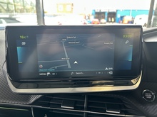 Peugeot E-2008 GT - Thumb 13