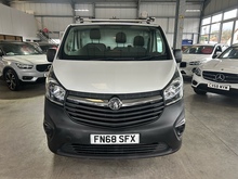 Vauxhall Vivaro CDTi 2900 - Thumb 2