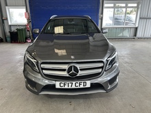 Mercedes-Benz GLA GLA220d AMG Line - Thumb 2
