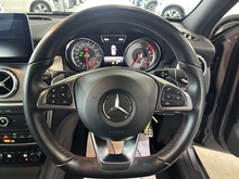 Mercedes-Benz GLA GLA220d AMG Line - Thumb 11
