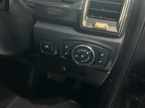 Ford Ranger 2.0 EcoBlue Wildtrak Pickup Double Cab 4dr Diesel Auto 4WD Euro 6 (s/s) (213 ps) - U10577