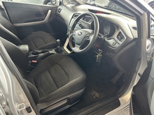 Kia Ceed CRDi 1 - Thumb 6
