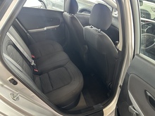 Kia Ceed CRDi 1 - Thumb 7