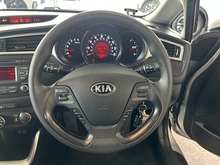 Kia Ceed CRDi 1 - Thumb 10