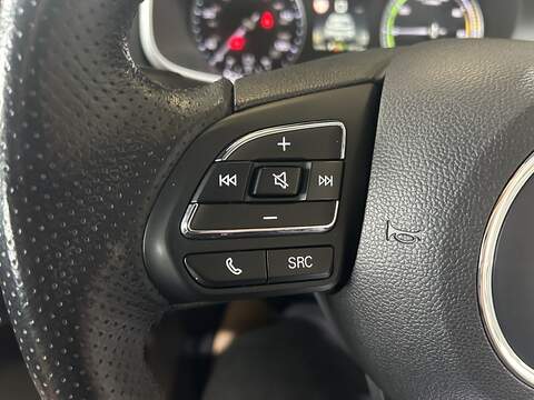 MG MG ZS 44.5kWh Exclusive SUV 5dr Electric Auto (143 ps) - U10579