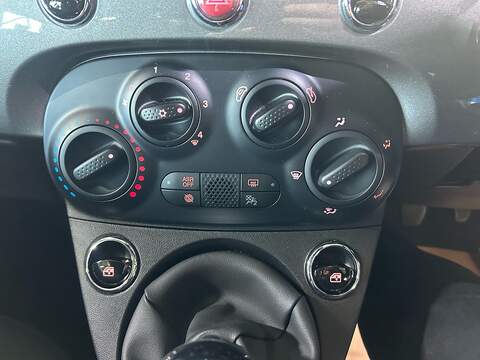 Fiat 500 1.0 MHEV Hatchback 3dr Petrol Manual Euro 6 (s/s) (70 bhp) - U10580