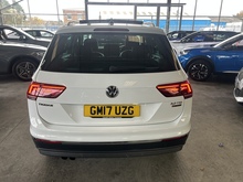 Volkswagen Tiguan TSI BlueMotion Tech SEL - Thumb 5