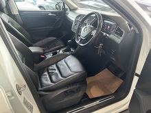 Volkswagen Tiguan TSI BlueMotion Tech SEL - Thumb 6