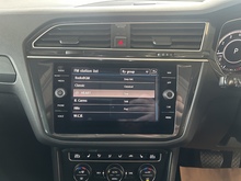 Volkswagen Tiguan TSI BlueMotion Tech SEL - Thumb 12