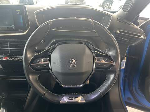 Peugeot E-2008 50kWh GT Premium SUV 5dr Electric Auto (136 ps) - U10587