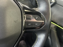 Peugeot E-2008 GT Premium - Thumb 17