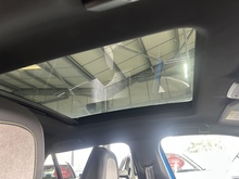 Peugeot E-2008 GT Premium - Thumb 20