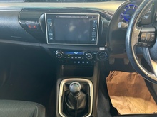 Toyota Hilux D-4D Invincible - Thumb 9