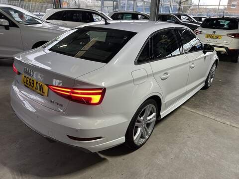 Audi A3 1.0 TFSI 30 S line Saloon 4dr Petrol Manual Euro 6 (s/s) (116 ps) - U10611