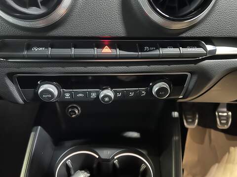 Audi A3 1.0 TFSI 30 S line Saloon 4dr Petrol Manual Euro 6 (s/s) (116 ps) - U10611