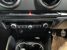 Audi A3 TFSI S line - Thumb 12