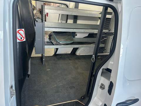 Renault Kangoo Maxi ZE LL21 33kWh Business Crew Van 4dr Electric Auto L3 H1 (i) (60 ps) - U10618