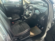 Ford EcoSport T EcoBoost ST-Line - Thumb 6