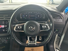 Volkswagen Tiguan TDI R-Line Tech - Thumb 11
