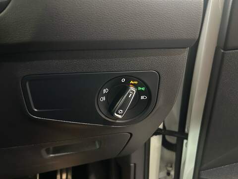 Volkswagen Tiguan 2.0 TDI R-Line Tech SUV 5dr Diesel DSG 4Motion Euro 6 (s/s) (150 ps) - U10633