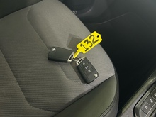 Volkswagen Tiguan TDI R-Line Tech - Thumb 21