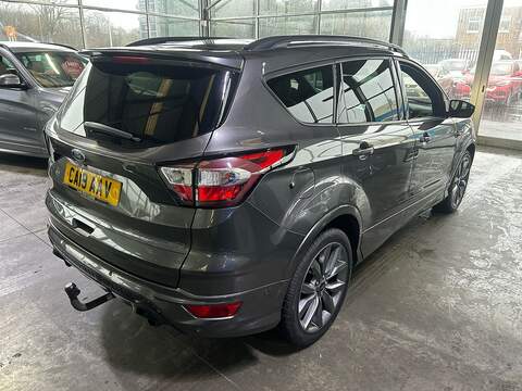 Ford Kuga 2.0 TDCi EcoBlue ST-Line Edition SUV 5dr Diesel Manual Euro 6 (s/s) (150 ps) - U10639