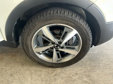 SsangYong Korando D ELX - Thumb 23