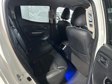 Mitsubishi L200 DI-D DC Barbarian X - Thumb 7