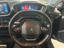 Peugeot 208 PureTech Allure Premium - Thumb 10