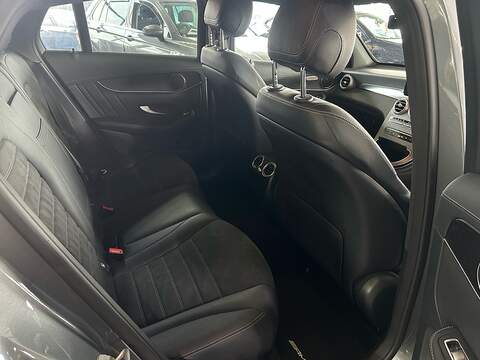 Mercedes-Benz GLC 2.0 GLC220d AMG Line Coupe 5dr Diesel G-Tronic+ 4MATIC Euro 6 (s/s) (194 ps) - U10687