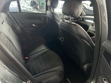 Mercedes-Benz GLC GLC220d AMG Line - Thumb 7