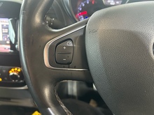 Renault Captur dCi ENERGY GT Line - Thumb 17