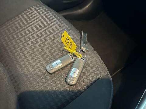 Mazda Mazda2 1.5 SKYACTIV-G SE-L+ Hatchback 5dr Petrol Manual Euro 6 (s/s) (75 ps) - U10701