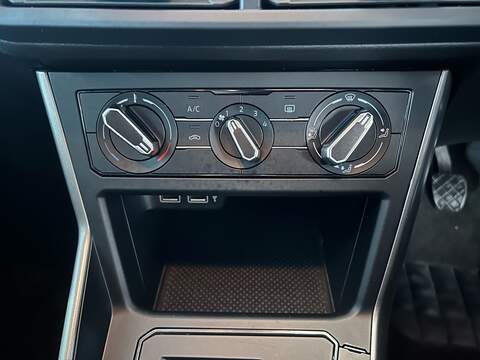 Volkswagen Polo 1.0 TSI SE Hatchback 5dr Petrol Manual Euro 6 (s/s) (95 ps) - U10704