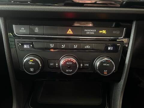 SEAT Leon 1.4 TSI FR Technology Hatchback 5dr Petrol Manual Euro 6 (s/s) (125 ps) - U10705