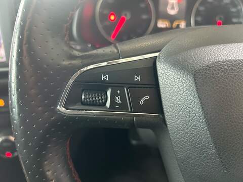 SEAT Leon 1.4 TSI FR Technology Hatchback 5dr Petrol Manual Euro 6 (s/s) (125 ps) - U10705