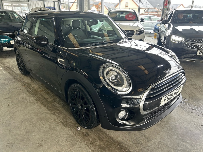MINI Hatch Cooper