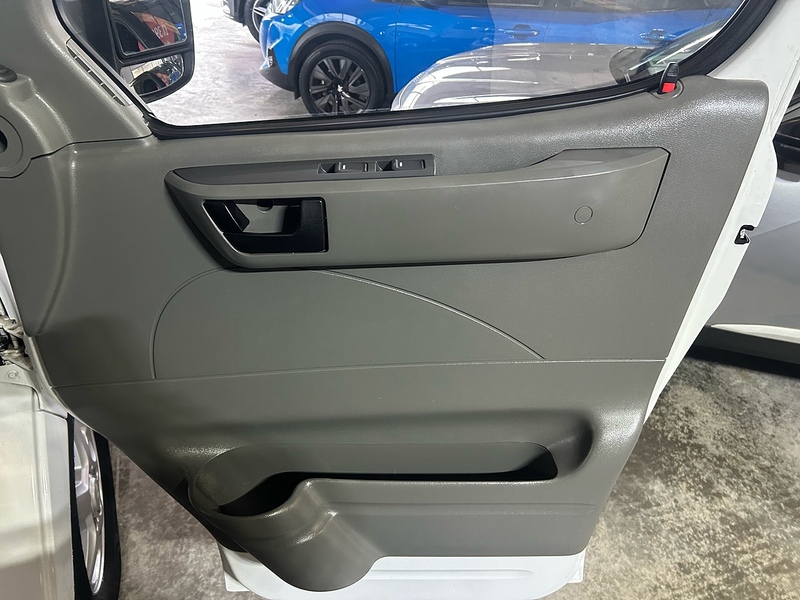 LDV V80 2.5 Eco-D Chassis Cab 2dr Diesel Manual LWB Euro 5 (136 ps) - U10716