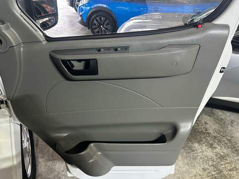 LDV V80 2.5 Eco-D Chassis Cab 2dr Diesel Manual LWB Euro 5 (136 ps) - U10716