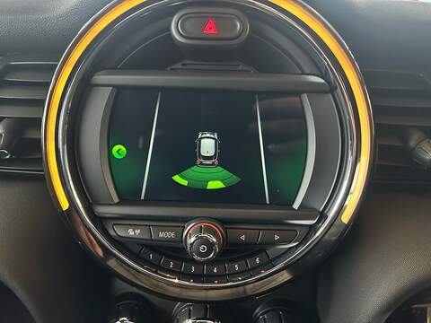 MINI Hatch 1.5 Cooper Sport Hatchback 3dr Petrol Manual Euro 6 (s/s) (136 ps) - U10725