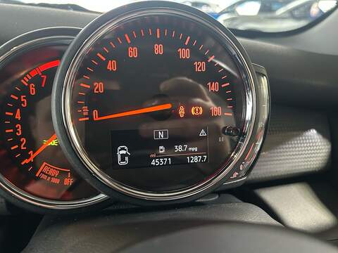 MINI Hatch 1.5 Cooper Sport Hatchback 3dr Petrol Manual Euro 6 (s/s) (136 ps) - U10725