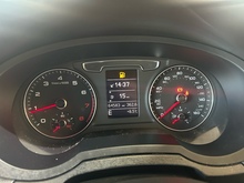 Audi Q3 TFSI CoD S line Edition - Thumb 16