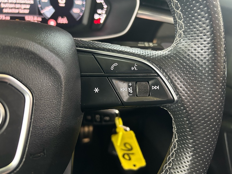 Audi Q3 1.5 TFSI CoD 35 S line Sportback 5dr Petrol S Tronic Euro 6 (s/s) (150 ps) - U10727