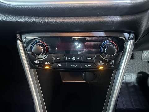 Suzuki SX4 S-Cross 1.0 Boosterjet SZ-T SUV 5dr Petrol Manual Euro 6 (111 ps) - U10729