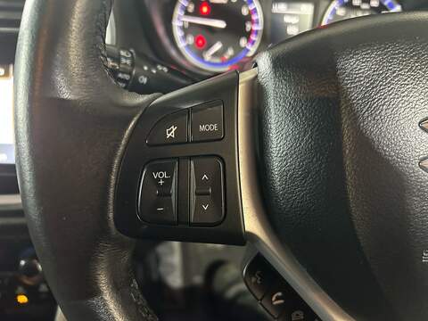 Suzuki SX4 S-Cross 1.0 Boosterjet SZ-T SUV 5dr Petrol Manual Euro 6 (111 ps) - U10729