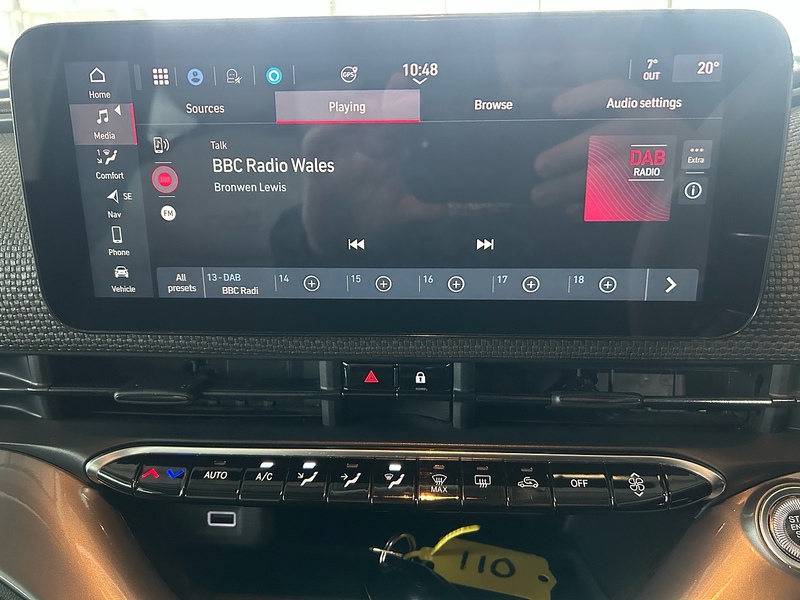 Fiat 500e 42kWh La Prima Hatchback 3dr Electric Auto (118 ps) - U10739